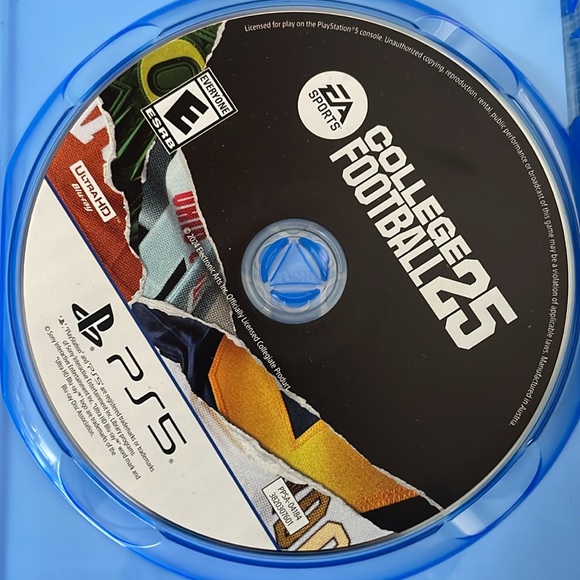 PS5 - Picture 4 of 5